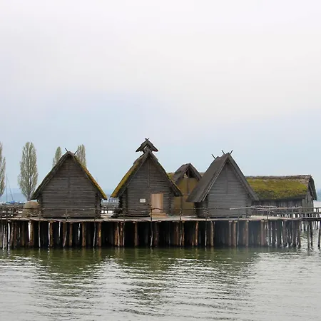 アパート Neubacher ウールディンゲン・ミュールホーフェン